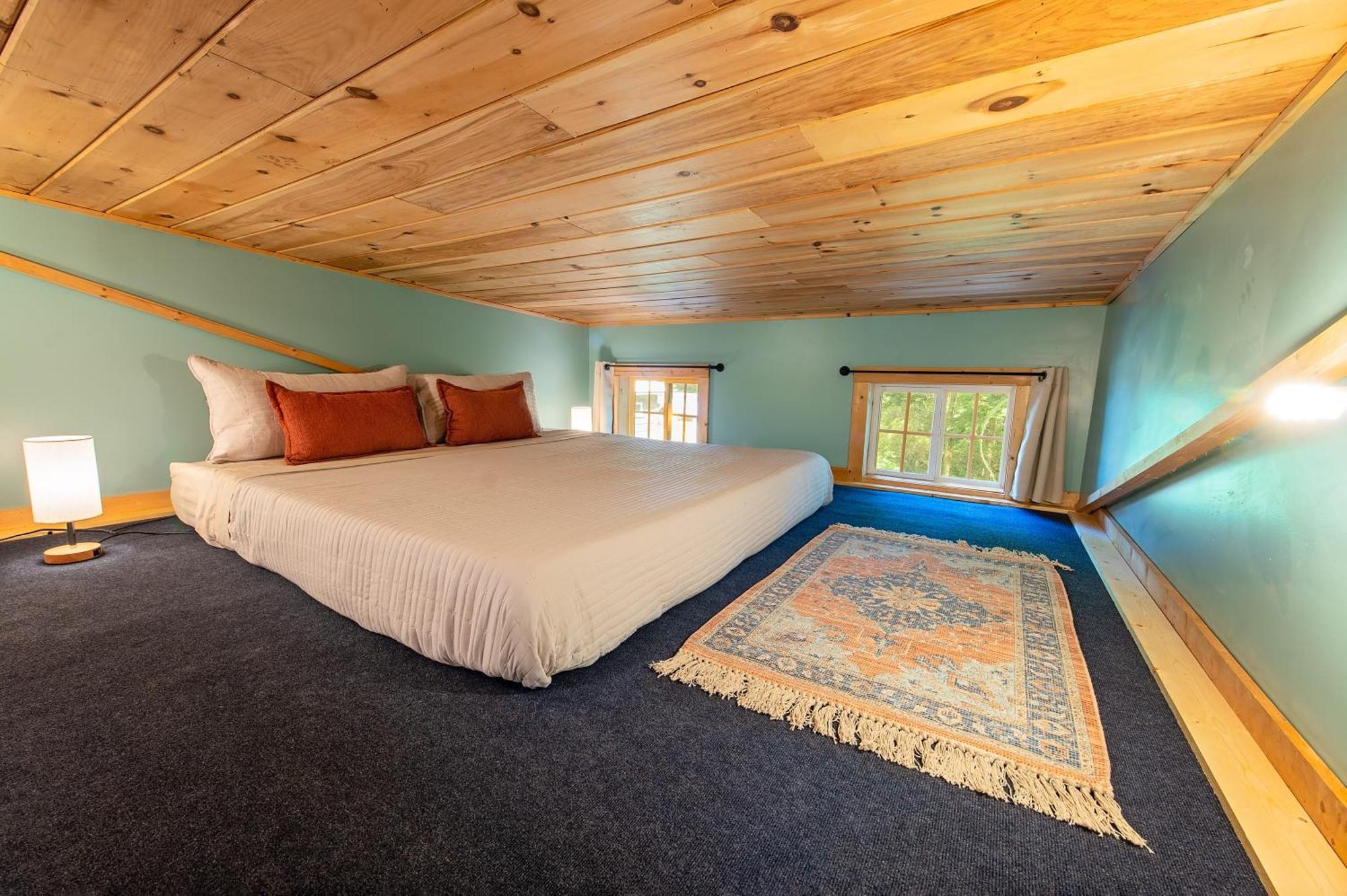 Lookout Tiny 5 Min To Downtown Holiday home *